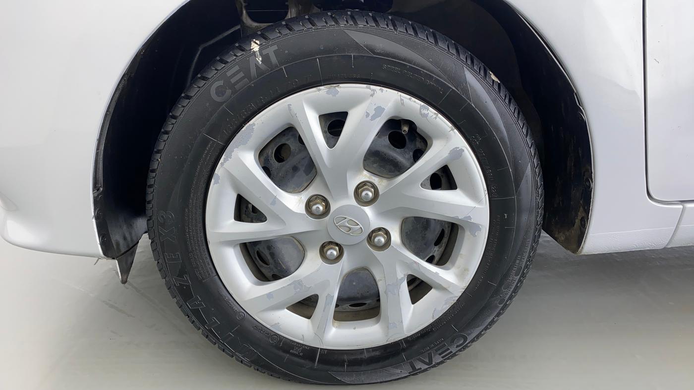 2017 Hyundai Grand i10 SPORTZ 1.2 KAPPA VTVT, Petrol, Manual, 70,951 km, Left Front Wheel