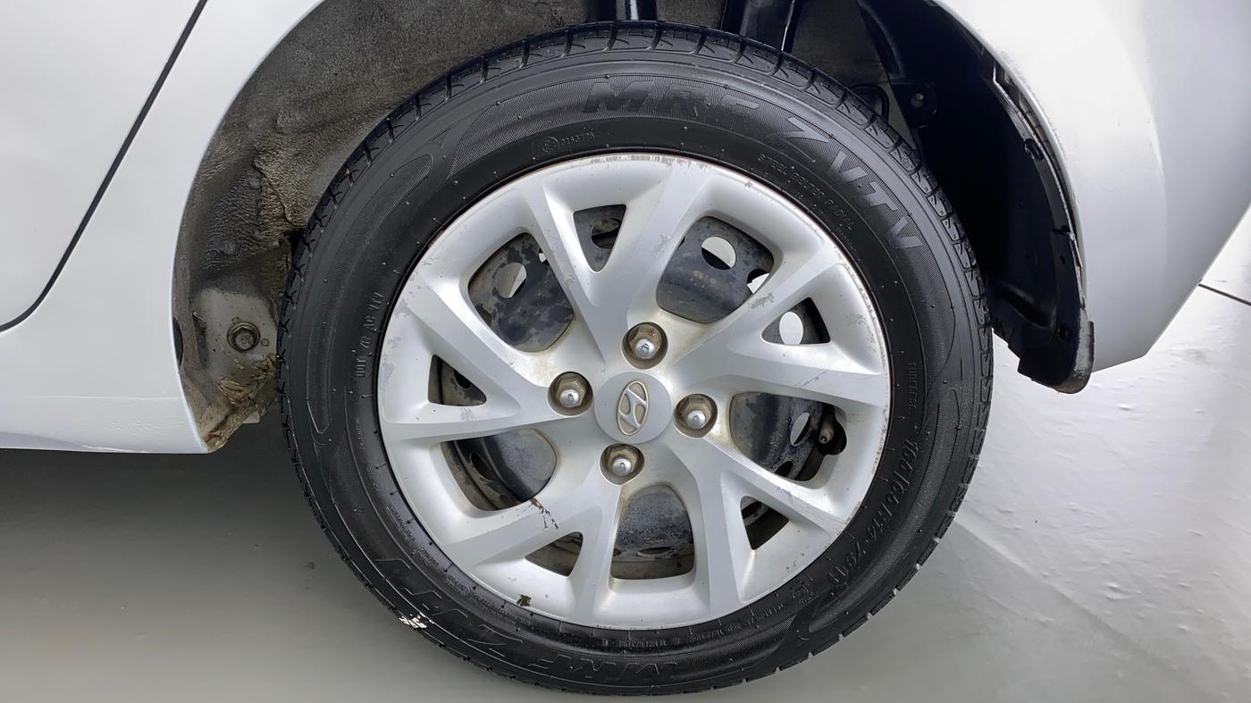 2017 Hyundai Grand i10 SPORTZ 1.2 KAPPA VTVT, Petrol, Manual, 70,951 km, Left Rear Wheel
