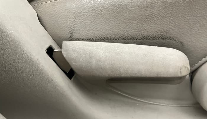 2017 Maruti Ciaz ALPHA 1.4 PETROL, Petrol, Manual, 60,874 km, Driver Side Adjustment Panel