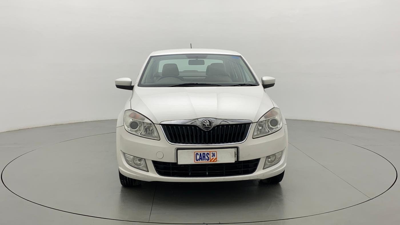 2015 Skoda Rapid ELEGANCE 1.6 MPFI AT, Petrol, Automatic, 30,141 km, Front