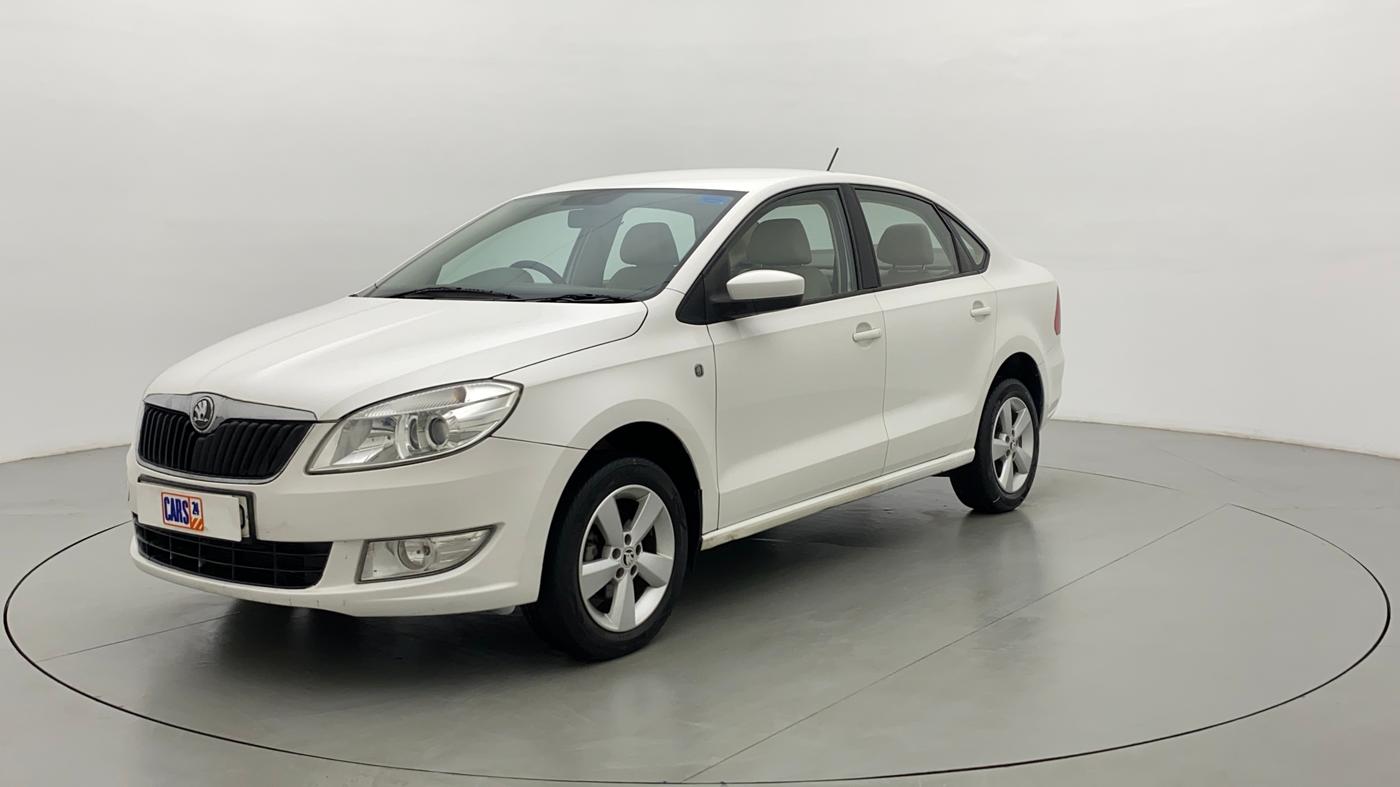 2015 Skoda Rapid ELEGANCE 1.6 MPFI AT, Petrol, Automatic, 30,141 km, Left Front Diagonal