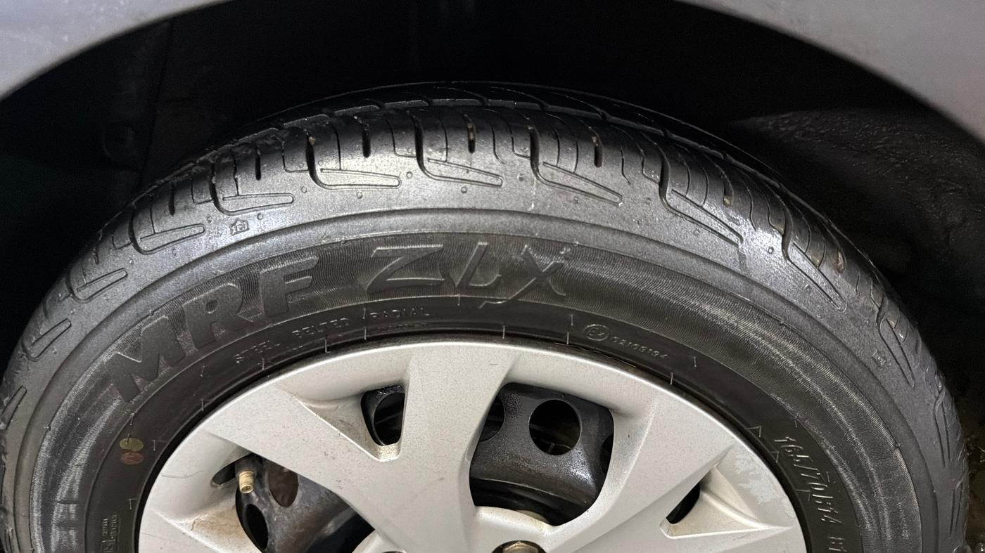 2015 Hyundai Grand i10 SPORTZ 1.2 KAPPA VTVT, Petrol, Manual, 59,259 km, Right Rear Tyre Tread