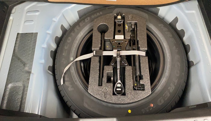 2024 Volkswagen TAIGUN COMFORTLINE 1.0 TSI MT, Petrol, Manual, 6,835 km, Spare Tyre