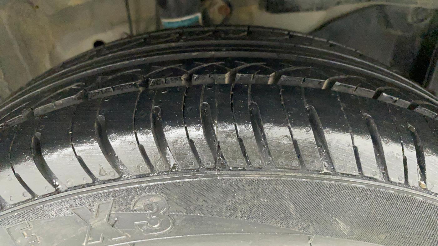 2019 Honda Amaze 1.5L I-DTEC E, Diesel, Manual, 43,683 km, Right Front Tyre Tread