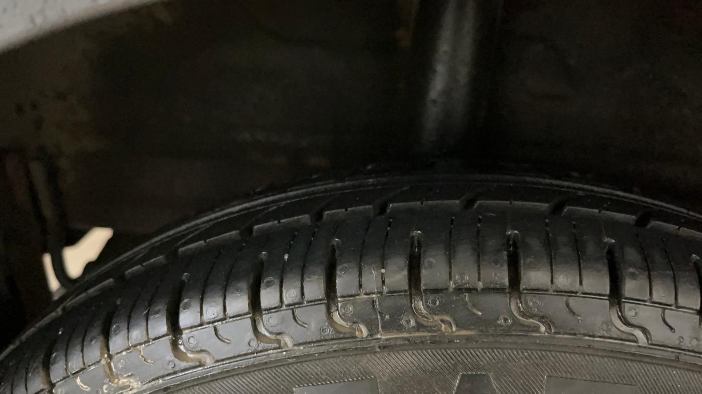 2021 Hyundai NEW SANTRO SPORTZ EXECUTIVE MT CNG, CNG, Manual, 52,384 km, Right Rear Tyre Tread