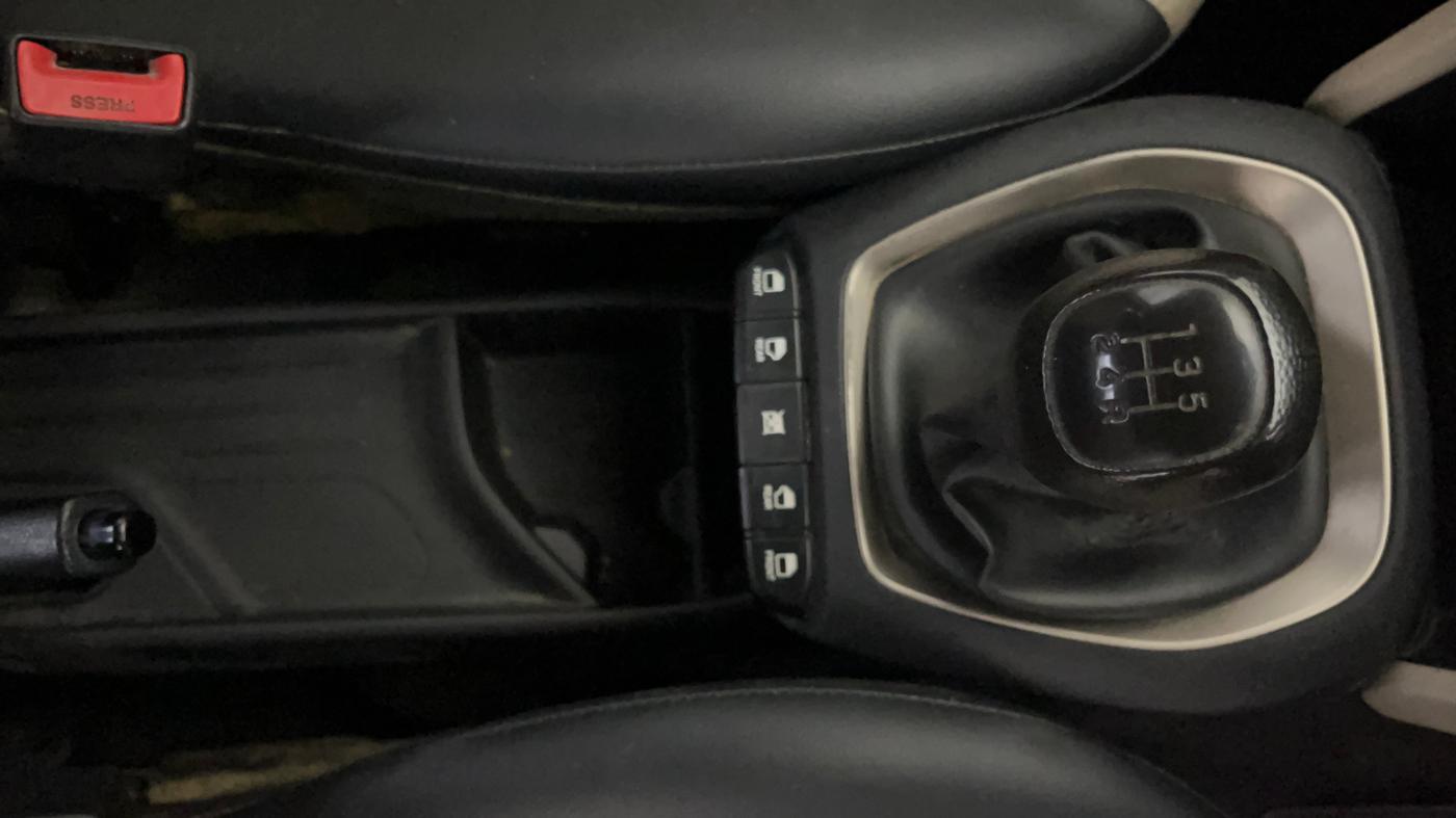 2021 Hyundai NEW SANTRO SPORTZ EXECUTIVE MT CNG, CNG, Manual, 52,384 km, Gear Lever