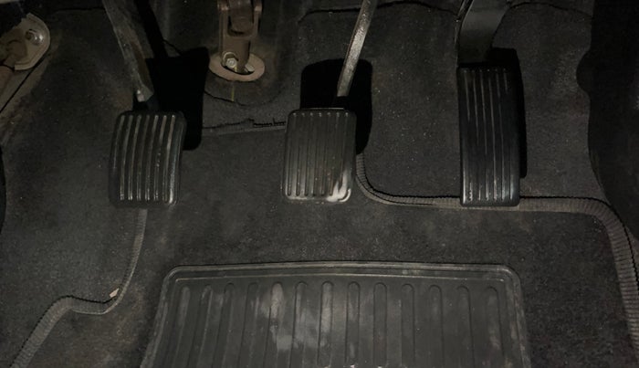 2021 Hyundai NEW SANTRO SPORTZ EXECUTIVE MT CNG, CNG, Manual, 52,308 km, Pedals