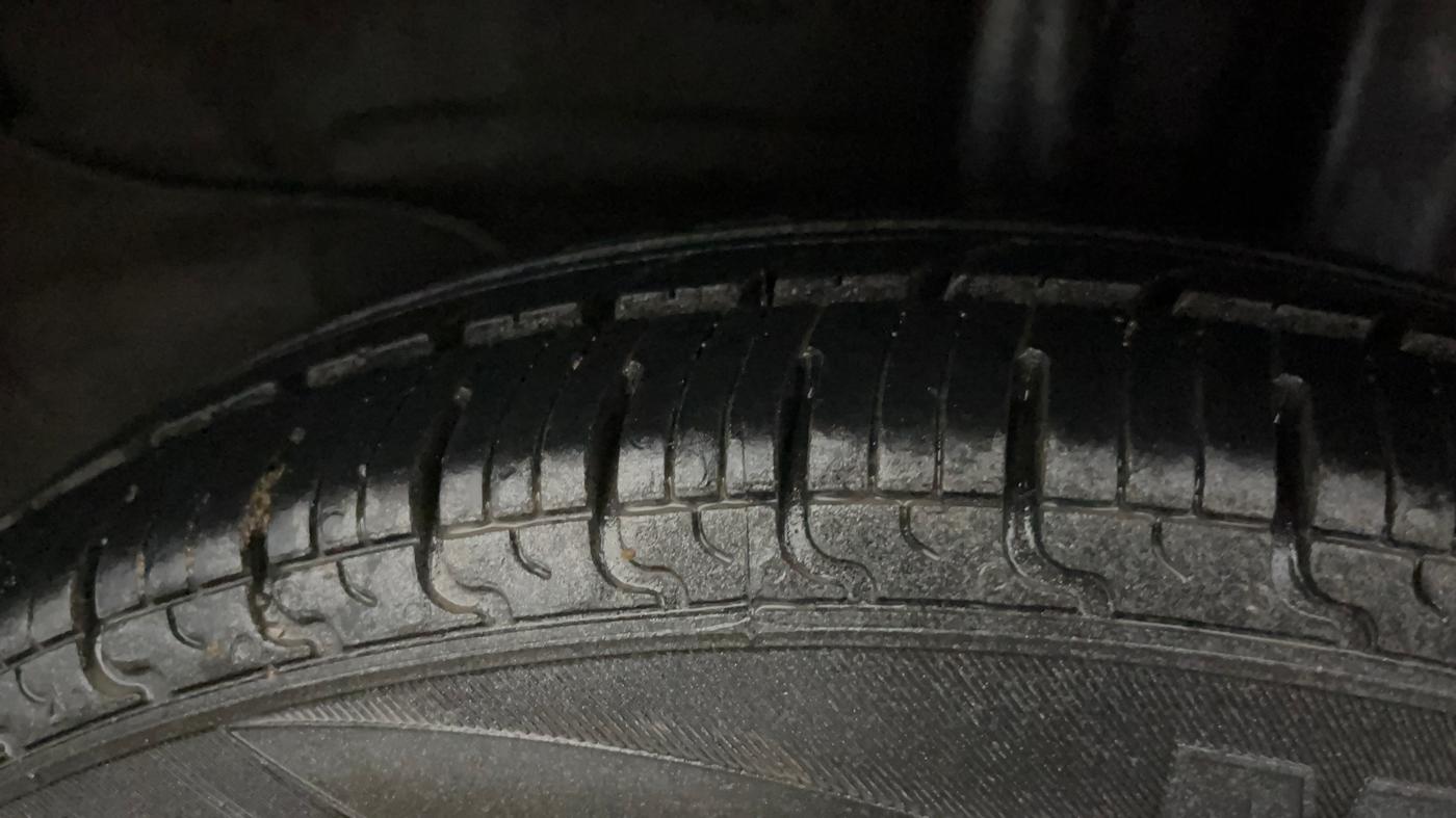 2021 Hyundai NEW SANTRO SPORTZ EXECUTIVE MT CNG, CNG, Manual, 52,384 km, Left Rear Tyre Tread