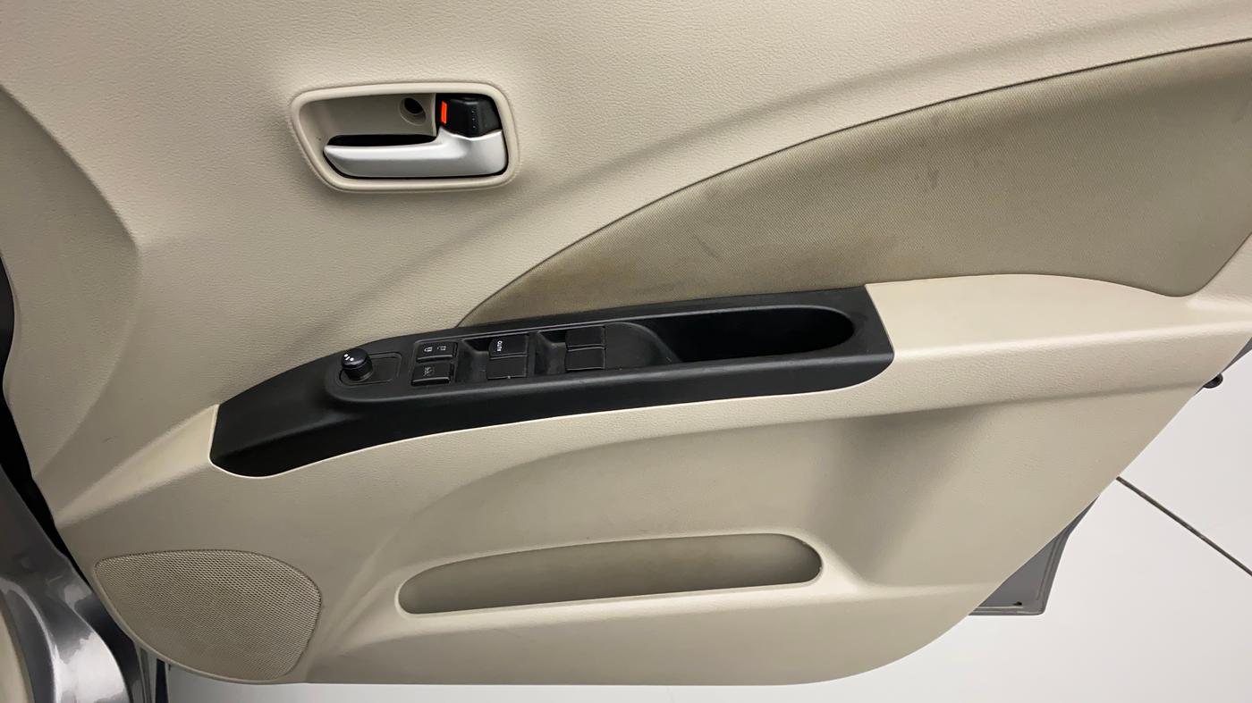 2021 Maruti Celerio ZXI (O), Petrol, Manual, 38,251 km, Driver Side Door Panels Control