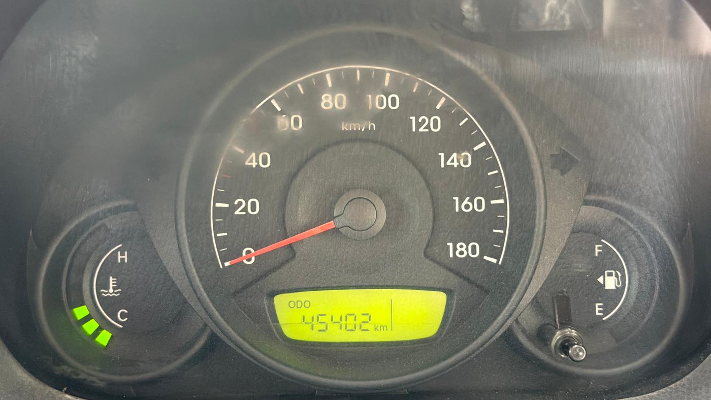 2016 Hyundai Eon ERA +, Petrol, Manual, 45,397 km, Odometer Image