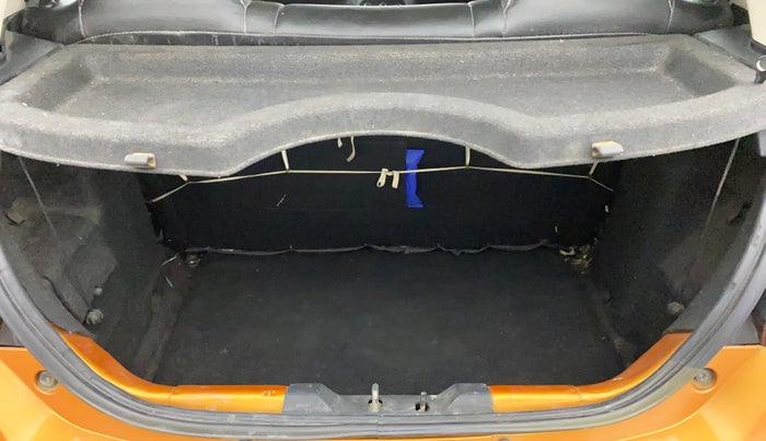 2016 Tata Tiago XZ PETROL, Petrol, Manual, 35,560 km, Boot Inside