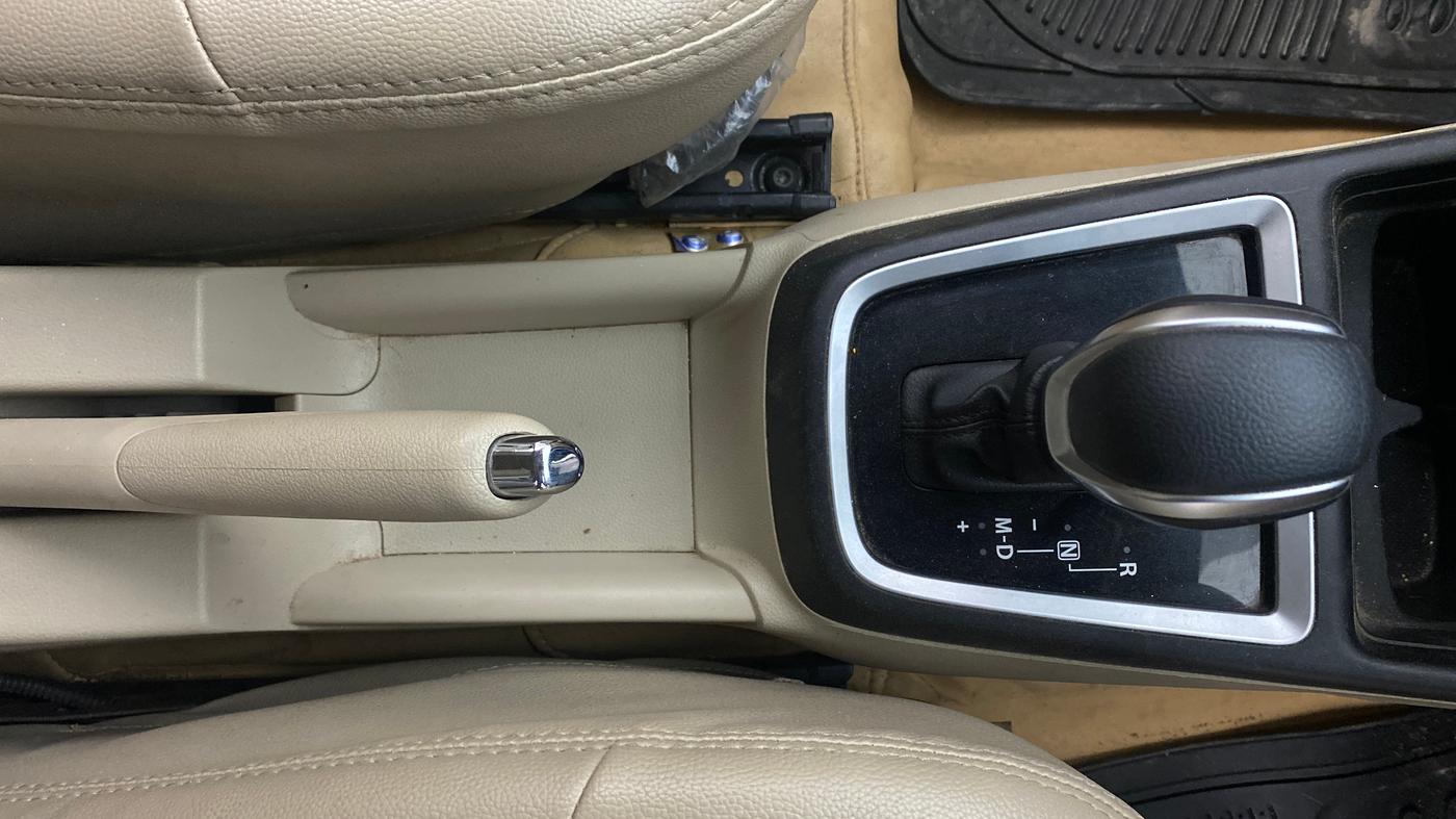 2022 Maruti Dzire ZXI Plus AMT, Petrol, Automatic, 52,232 km, Gear Lever