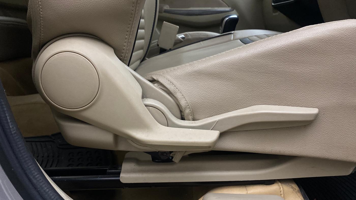 2022 Maruti Dzire ZXI Plus AMT, Petrol, Automatic, 52,232 km, Driver Side Adjustment Panel