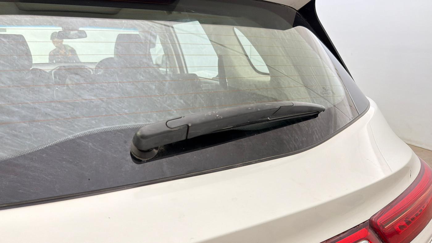 2019 MG HECTOR SHARP HYBRID 1.5 PETROL, Petrol, Manual, 1,04,650 km, Rear Wiper