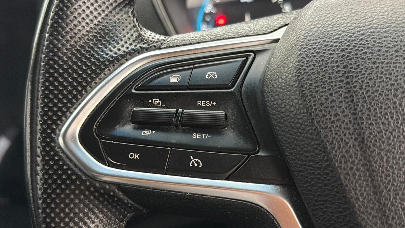 2019 MG HECTOR SHARP HYBRID 1.5 PETROL, Petrol, Manual, 1,04,650 km, Adaptive Cruise Control