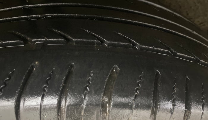 2019 Ford Ecosport TITANIUM 1.5L PETROL, Petrol, Manual, 24,451 km, Right Rear Tyre Tread