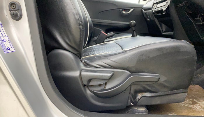 2018 Honda BR-V 1.5L I-VTEC V, Petrol, Manual, 50,866 km, Driver Side Adjustment Panel