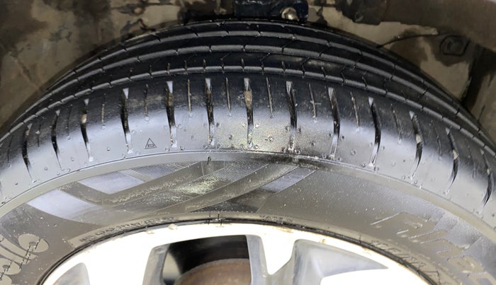 2018 Honda BR-V 1.5L I-VTEC V, Petrol, Manual, 50,866 km, Right Front Tyre Tread