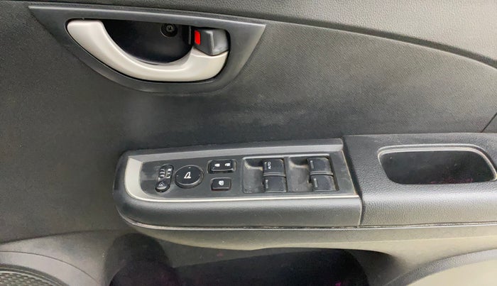 2018 Honda BR-V 1.5L I-VTEC V, Petrol, Manual, 50,866 km, Driver Side Door Panels Control