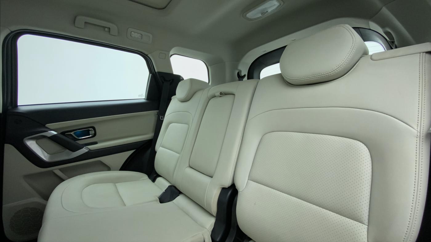 2021 Tata Safari XZ PLUS, Diesel, Manual, 25,750 km, Right Side Rear Door Cabin