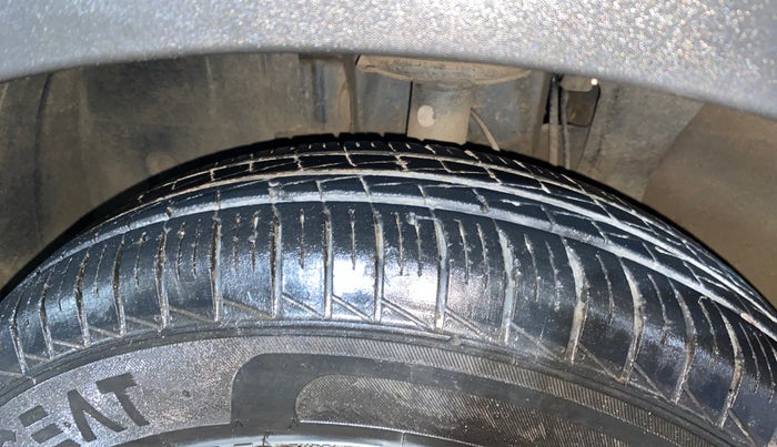 2021 Renault TRIBER RXL MT, Petrol, Manual, 10,808 km, Left Front Tyre Tread