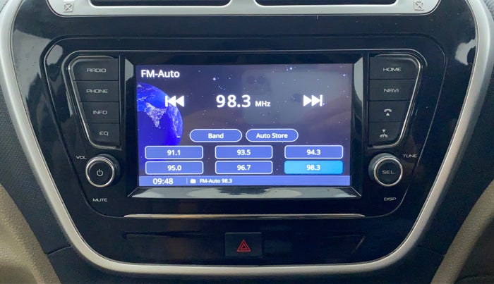 2018 Mahindra TUV300 T10 MT, Diesel, Manual, 1,19,191 km, Infotainment System