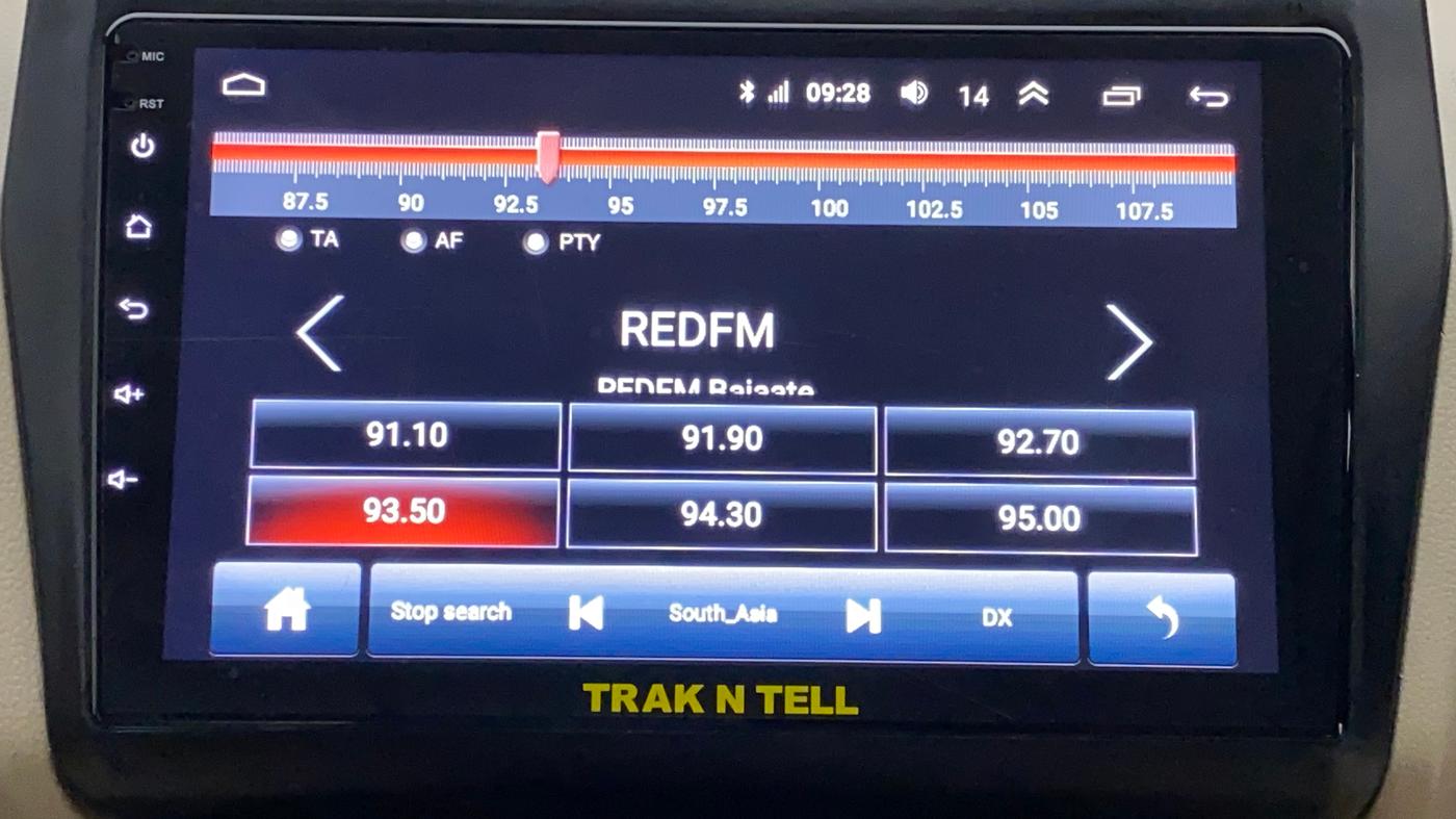 2017 Maruti Dzire VXI AMT, Petrol, Automatic, 47,275 km, Infotainment System