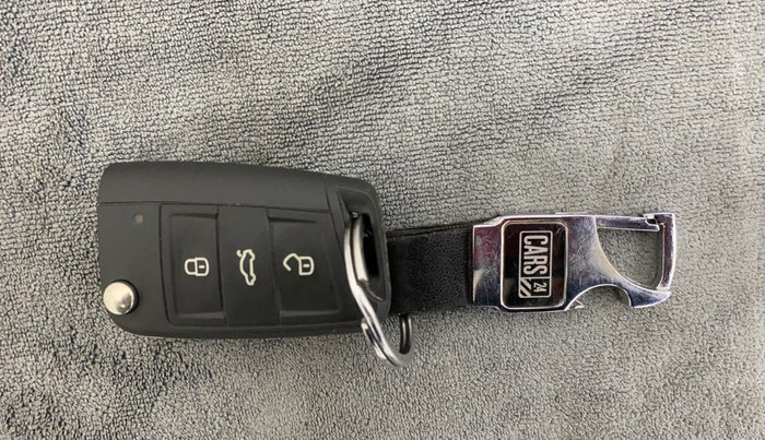 2022 Volkswagen VIRTUS GT PLUS TSI 1.5 EVO DSG, Petrol, Automatic, 11,321 km, Key Close Up