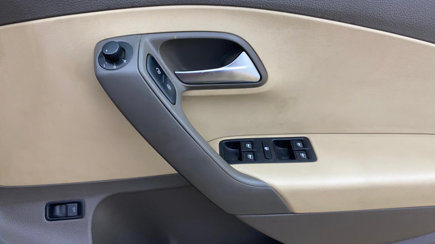 2021 Volkswagen Vento HIGHLINE 1.0L TSI AT, Petrol, Automatic, 69,564 km, Driver Side Door Panels Control