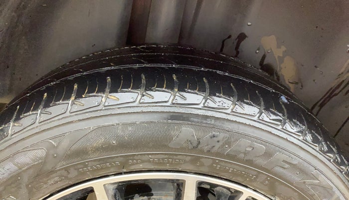 2021 Volkswagen Vento HIGHLINE 1.0L TSI AT, Petrol, Automatic, 69,461 km, Right Rear Tyre Tread