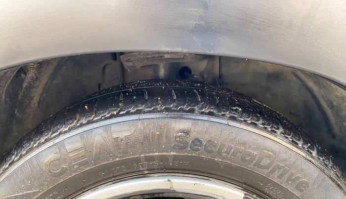 2022 Tata TIAGO NRG XZ AMT, Petrol, Automatic, 27,604 km, Right Front Tyre Tread