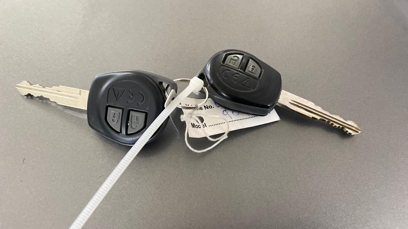 2018 Maruti IGNIS DELTA 1.2 AMT, Petrol, Automatic, 69,526 km, Key Close Up