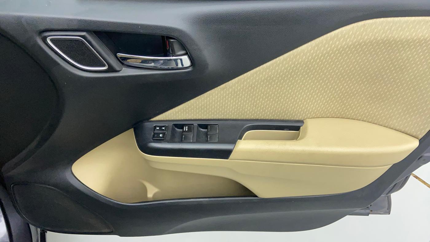 2018 Honda City 1.5L I-VTE V CVT, Petrol, Automatic, 52,370 km, Driver Side Door Panels Control