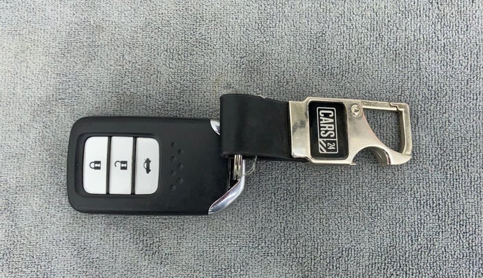 2018 Honda City 1.5L I-VTE V CVT, Petrol, Automatic, 52,370 km, Key Close Up