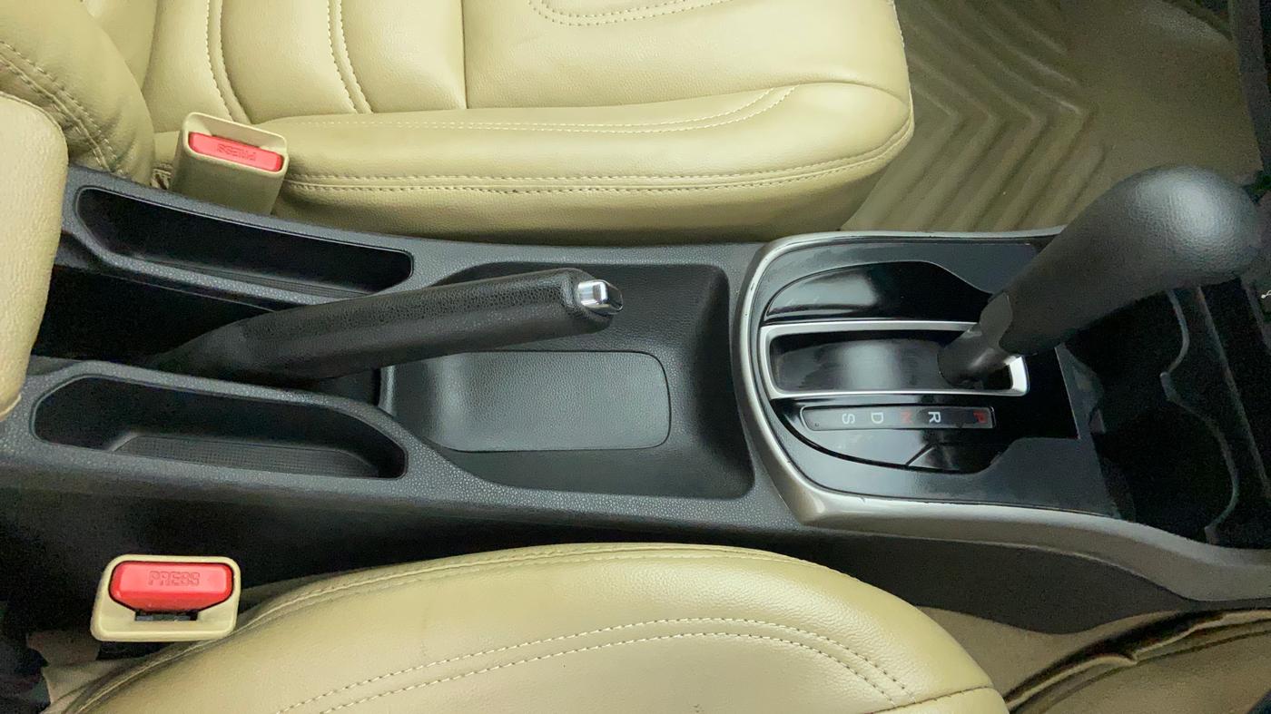 2018 Honda City 1.5L I-VTE V CVT, Petrol, Automatic, 52,370 km, Gear Lever