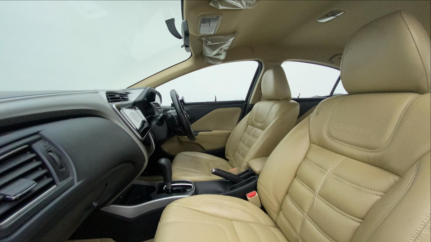 2018 Honda City 1.5L I-VTE V CVT, Petrol, Automatic, 52,370 km, Right Side Front Door Cabin