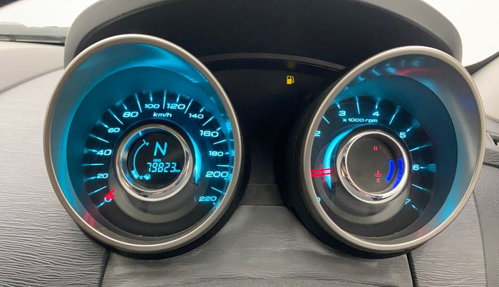 2020 Mahindra XUV500 W7, Diesel, Manual, 79,823 km, Odometer Image