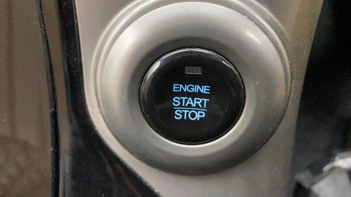 2020 Mahindra XUV500 W7, Diesel, Manual, 79,824 km, Keyless Start/ Stop Button