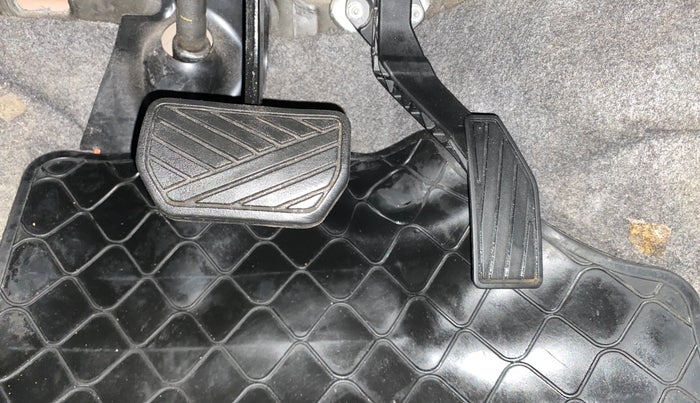 2016 Maruti Alto K10 VXI AMT, Petrol, Automatic, 44,783 km, Pedals