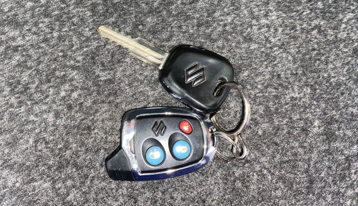 2016 Maruti Alto K10 VXI AMT, Petrol, Automatic, 44,783 km, Key Close Up