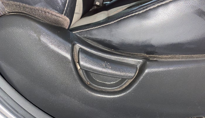 2017 Hyundai Grand i10 SPORTZ 1.2 KAPPA VTVT, Petrol, Manual, 54,380 km, Driver Side Adjustment Panel