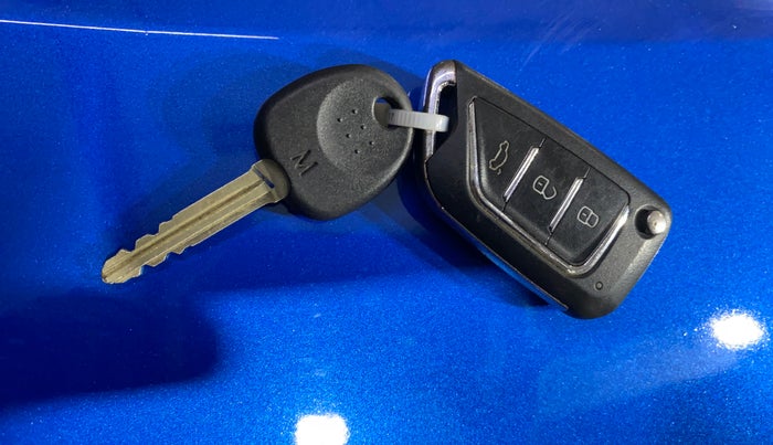 2017 Hyundai Grand i10 SPORTZ 1.2 KAPPA VTVT, Petrol, Manual, 54,380 km, Key Close Up