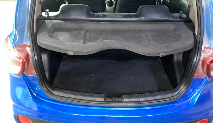 2017 Hyundai Grand i10 SPORTZ 1.2 KAPPA VTVT, Petrol, Manual, 54,380 km, Boot Inside