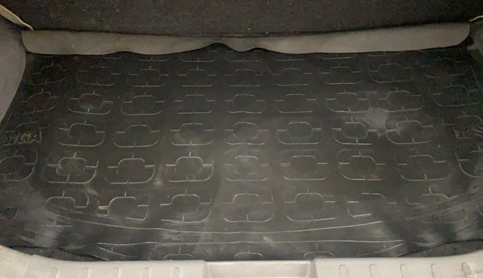 2016 Maruti Alto 800 VXI, Petrol, Manual, 73,992 km, Boot Inside