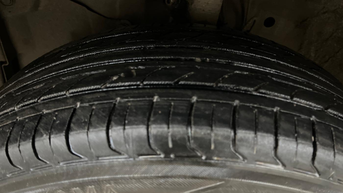 2019 Honda Amaze 1.2L I-VTEC S, CNG, Manual, 94,712 km, Left Front Tyre Tread
