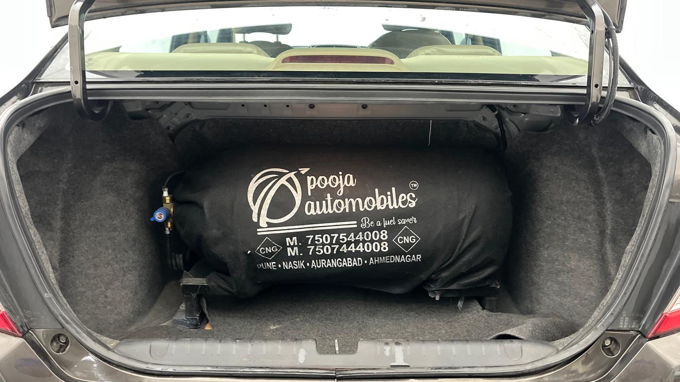 2019 Honda Amaze 1.2L I-VTEC S, CNG, Manual, 94,712 km, Boot Inside