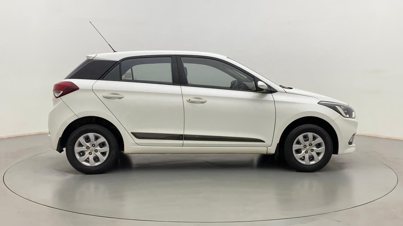 2016 Hyundai Elite i20 Sportz 1.2 VTVT MT, Petrol, Manual, 37,329 km, Right Side View