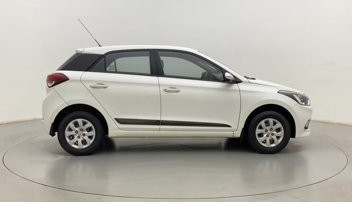 2016 Hyundai Elite i20 Sportz 1.2 VTVT MT, Petrol, Manual, 37,329 km, Right Side View