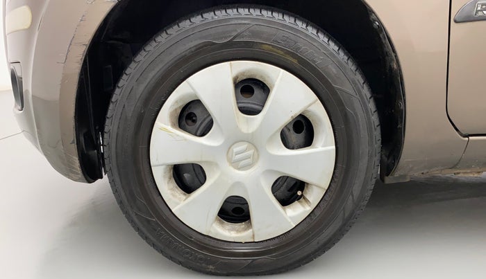 2011 Maruti Ritz VXI, Petrol, Manual, 93,938 km, Left Front Wheel