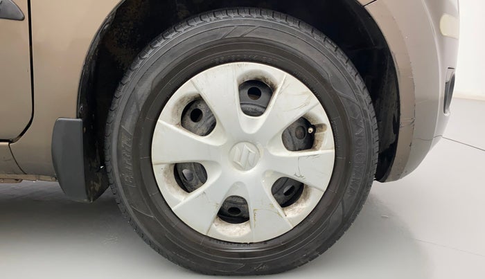 2011 Maruti Ritz VXI, Petrol, Manual, 93,938 km, Right Front Wheel